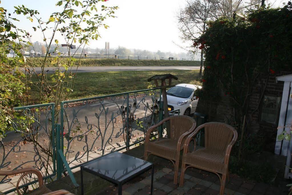 Vakantiehuis Huisje Aan De Maas Maastricht